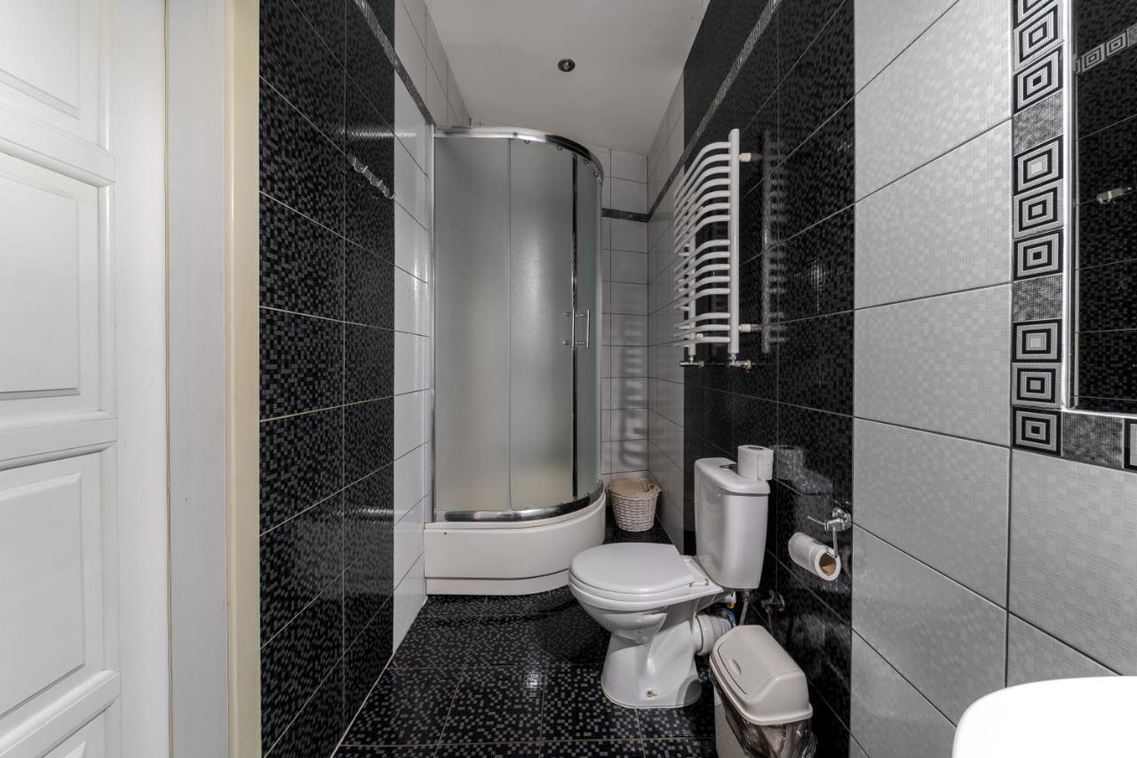 Halytska Apartment Лвив Екстериор снимка